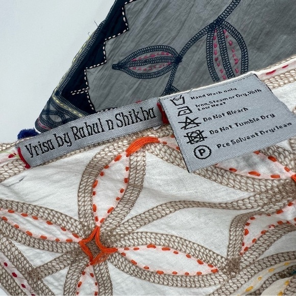 Vrisa Hand Made in India Cotton Embroidered Scarfs Dupatta Lot of 2 - Picture 9 of 10